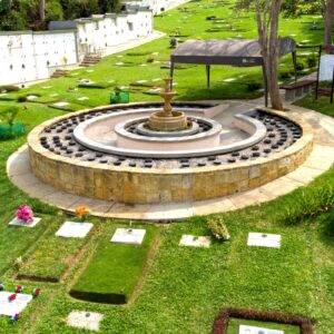 Columbario Jardín la fuente, Jardines la Colina, Bucaramanga